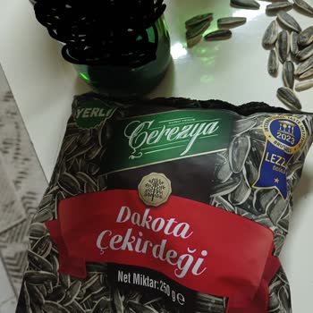 Çerezya Çekirdek Yerken Dişim Kırıldı...