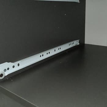 Vivense Zenio Side Aynalı Antrasit Gardırop Sorunlu Geldi Ve Sorunlu Kuruldu