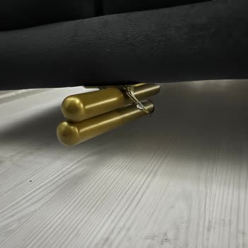 Vivense Yeni Aldığım Koltuğun Ayağı Kırıldı