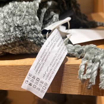 Zara Home 1 Hafta Önce Alınan Ve Kullanılamaz Hale Gelen Battaniye