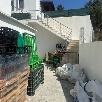 Şok Marketler Market Önündeki Engeller Ve Temizlik Sorunu