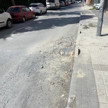 İSKİ'nin Çalışma Yapıp Kaldırmadan Gittiği Moloz!