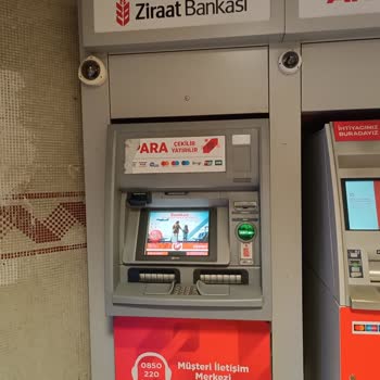 Ziraat Bank Ve VakıfBank Ortak ATM De 8200TL Param Kaldı
