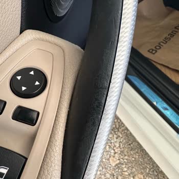 BMW 3 Serisi Kronik Kapı Kolu Ve Direksiyon Deforme Problemi