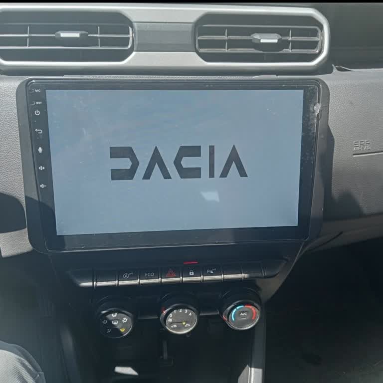 Dacia Ekran Donuyor Ve Airbag Dan Ses Geliyor