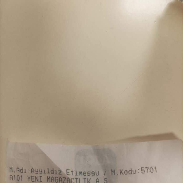 A101 Çalışanın İlgisizliği Ve Terbiyesizliği