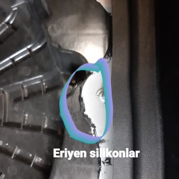 Renault Megane 4 Aracın Bagaj Çökmesi