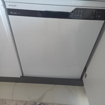 Arçelik Bulaşık Makinesi Bardakları Çiziyor ve Destek Yetersiz