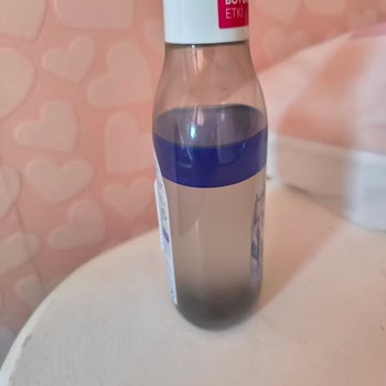 Nivea Makyaj Temizleme Suyu