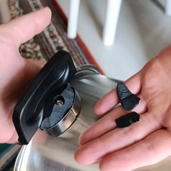 N11 Üzerinden Aldığım Düdüklü Tencere Kırık Çıktı Ve Satıcı İlgisiz