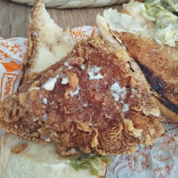 Popeyes Ümraniye Tatlısu Mağazasında Sağlık Riski Taşıyan Ürünler