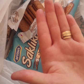 Ülker Saklıköy Bisküvi Den Sert Cismi Çıkması