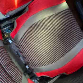 Kamil Koç Kırık Koltuk, Yolcuları Azarlayan Şoför, Wi-Fi Yok, Priz Ve TV Bozuk