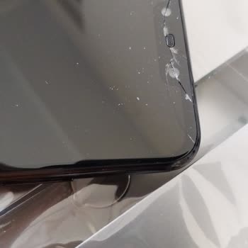 Getmobil Kırık Ekranla Gönderilen Telefon, İptal Edilmeyen Sipariş