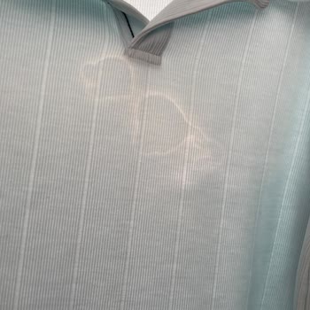 Vanish Пятновыводитель Оставил Пятно на Моей Футболке