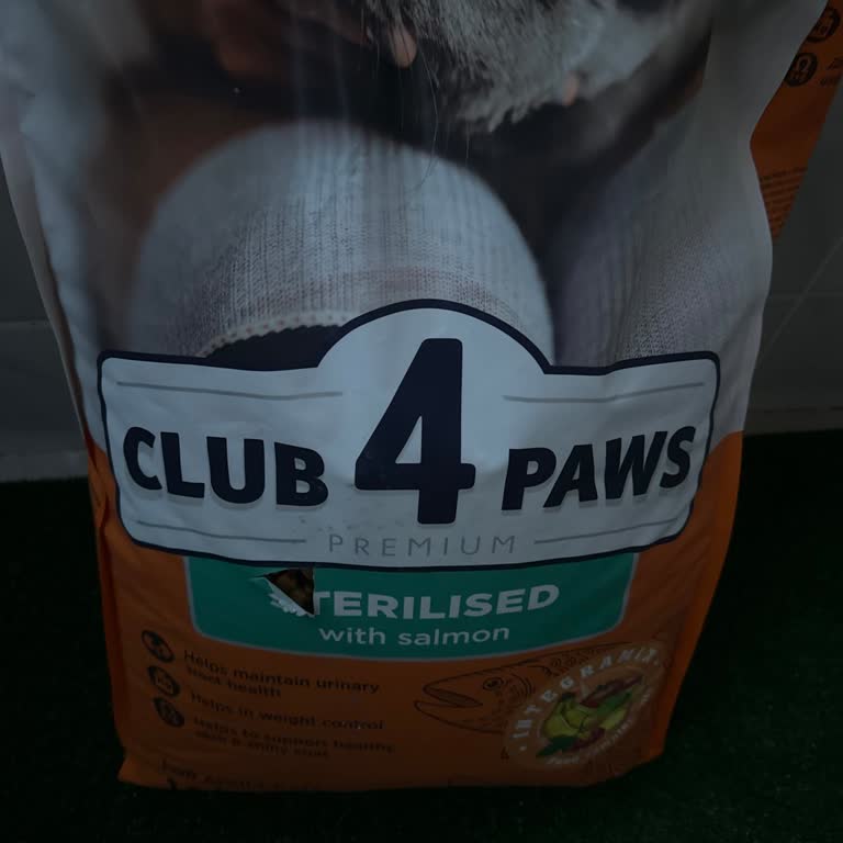 Burak Pet Sattığı Malın Arkasında Durmayan Petshop