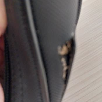 Lacoste Çantanın Amblemi Düştü Kullanıcı Değil Üretim Kaynaklı Sorun!