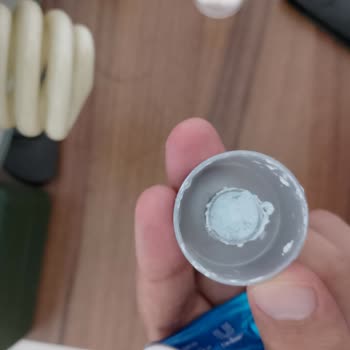 Signal White Diş Macunu Kullanımında Yaşanan Sorunlar