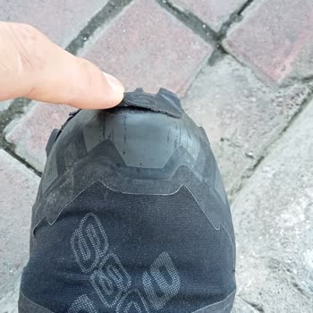 Salomon Ayakkabı Bu Kadar Dayanıksız Olamaz.