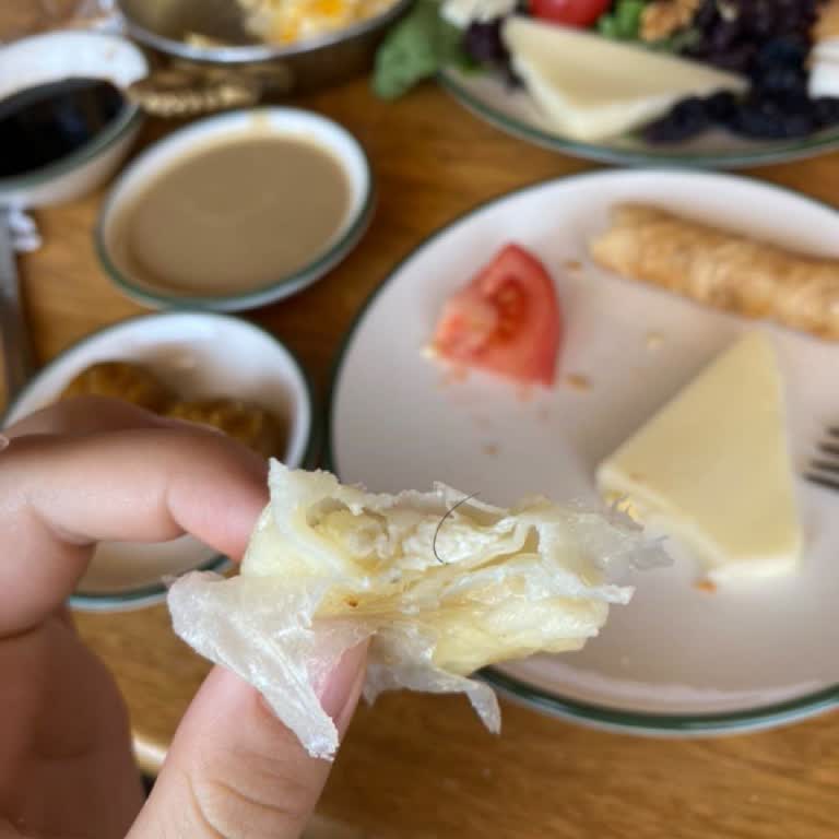 Natha Bohem Börekte Kıl Çıktı!