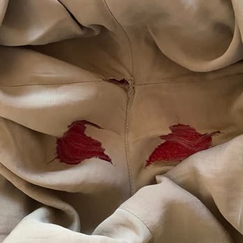 Moda Nurgül Kıyafetim Parçalandı Diyorum Giyildiği İçin Değişim Yok Deniyor!