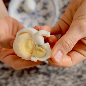 Mopaş Hipermarket Yummy Marka Gezen Tavuk Yumurtasındaki İç Küflenmesi