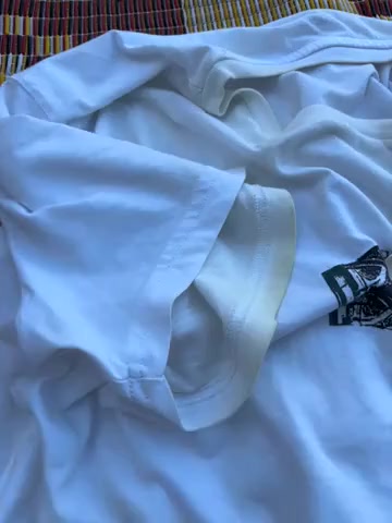 Yves Rocher Sunscreen Leaves Permanent Stains on Clothes video cover