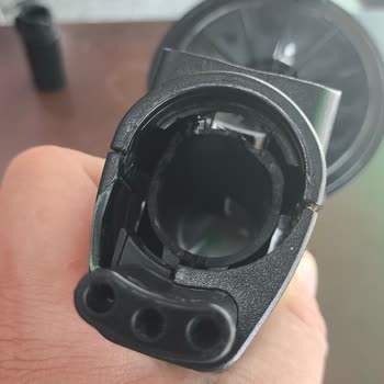 Grundig Vcp 3930 Şarjlı El Süpürgesi Üretim Hatası.