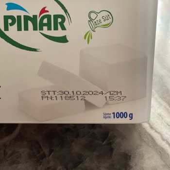 Pınar Et Ve Süt Tarihinin Dolmasına Çok Olduğu Halde Ürün Bozuluyor Bir Hafta İçinde!