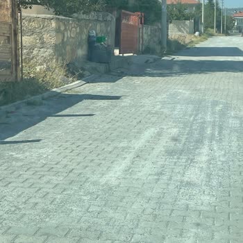 Emirdağ Belediyesi Çöpler Alınmıyor Mahallemizden!