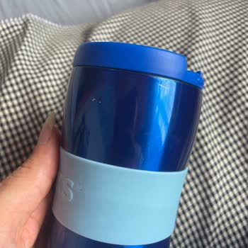 Starbucks Termos Boyası Soyulma Sorunu