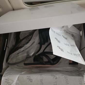 FLO Ayakkabı FLO Yanlış Gelen Sipariş 41 Erkek Spor Ayakkabı Yerine 37 Kadın 15 Cm