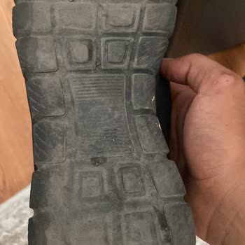 Skechers Kalitesizleşiyor Git Gide.