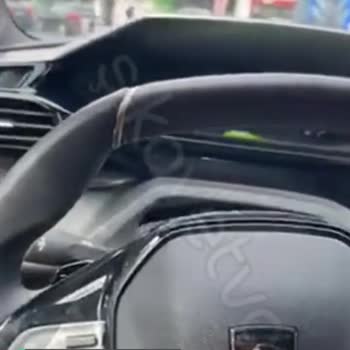 Peugeot Arabayı Satışa Sunarken Sanki Kimse Bir Binip Sürmemiş