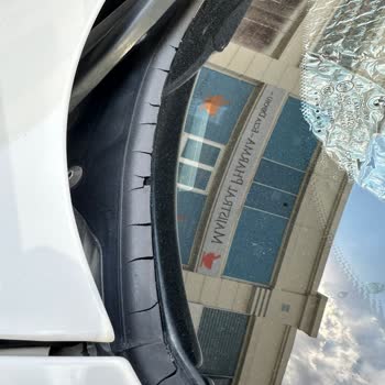 F20N2014 Model Ön Cam Fitil Çatladı Ve BMW Acil Çözüm Sunmalı