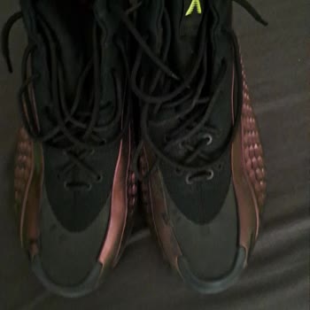 adidas Taban Koptu Tabanının Ortası Acildi Ben Şimdiye Kadar Böyle Bir Gor.