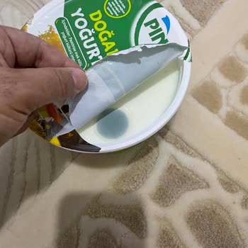 Pınar Et ve Süt Marketten Alınan Yoğurtta Küf Sorunu