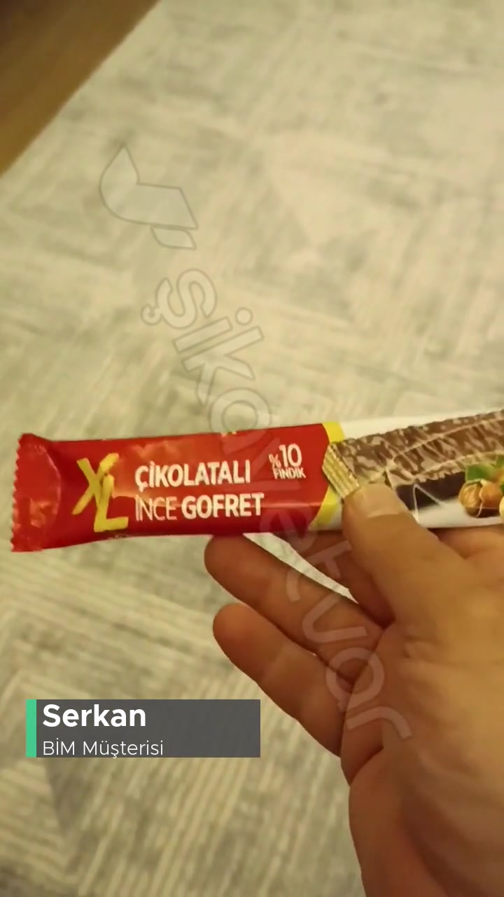 BİM Marketten Aldığım XL Marka Çikolatalı Gofret Yarım Çıktı! videonun kapak resmi