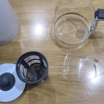Garanti Kapsamında Çatlayan Çay Makinesi İçin Yardım Talebi
