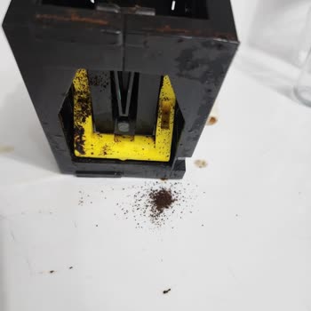 PHILIPS Ev Aletleri Daha 7 Aylık Makineyi Tamir Etmediler