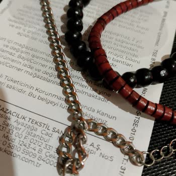 Kotonda Aldığım Beyaz Zincir Bileklik 2 Kullanımda Paslandı