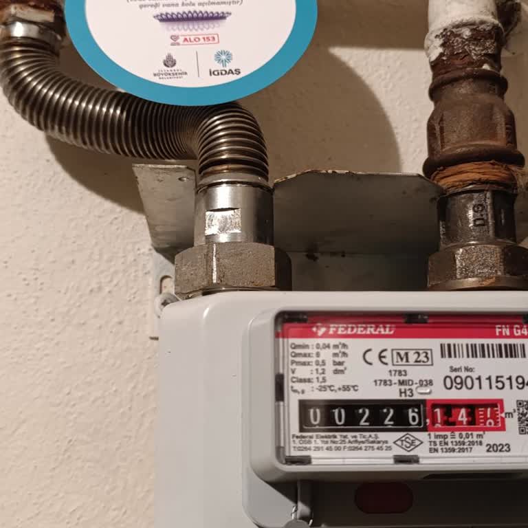 İGDAŞ Mühür Açmıyorlar Ve 3 Gündür Bu Şekilde