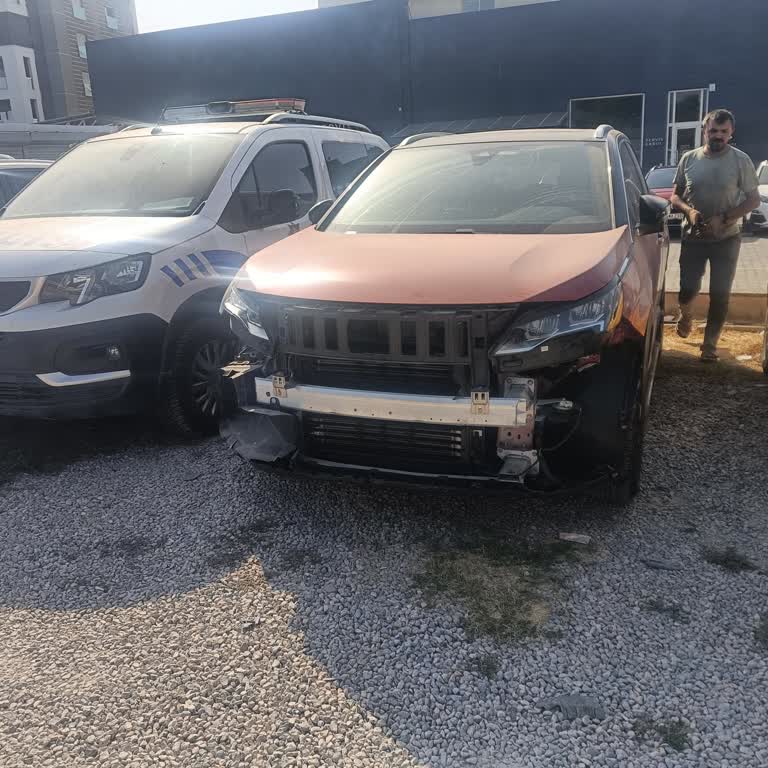 Peugeot Motor Arızalı Lambası Ve De 20 Günü Geçen Halen Bitmeyen Mağduriyet