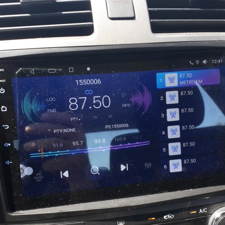 Reiss Audio Toyota Avensis 2012 Model Araçta Multimedia Sorunu