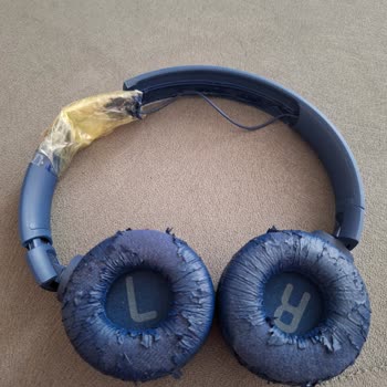 JBL Media Markt'tan Alınan Kulaklıkta Kalite Sorunu