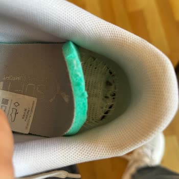 Puma Trendyol'dan Aldığım Spor Ayakkabının Taban Dikişleri Hızla Ayrıldı