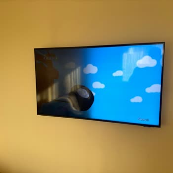 Samsung UE43AU8000 43" LED TV Ekran Kararma Sorunu