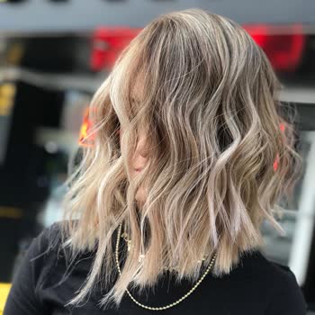 Tunç Vip Hair Lounge (Kayseri) Yanlış Renk Boyama Ve İlgisiz Hizmet