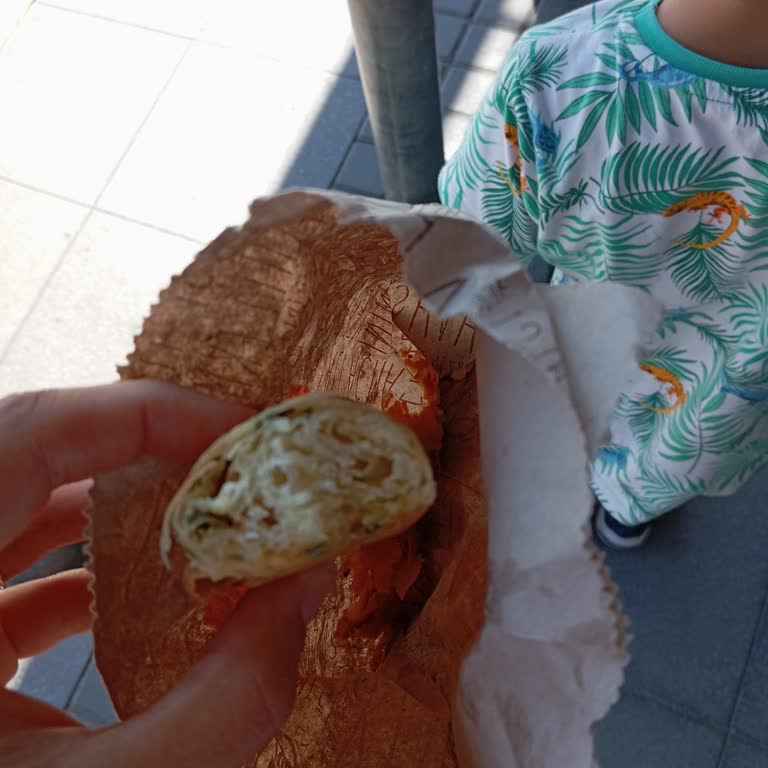 Migros Boş Ispanaklı Börek