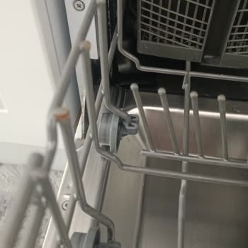 Samsung Bulaşık Makinesi Sepetlerinde Paslanma Sorunu